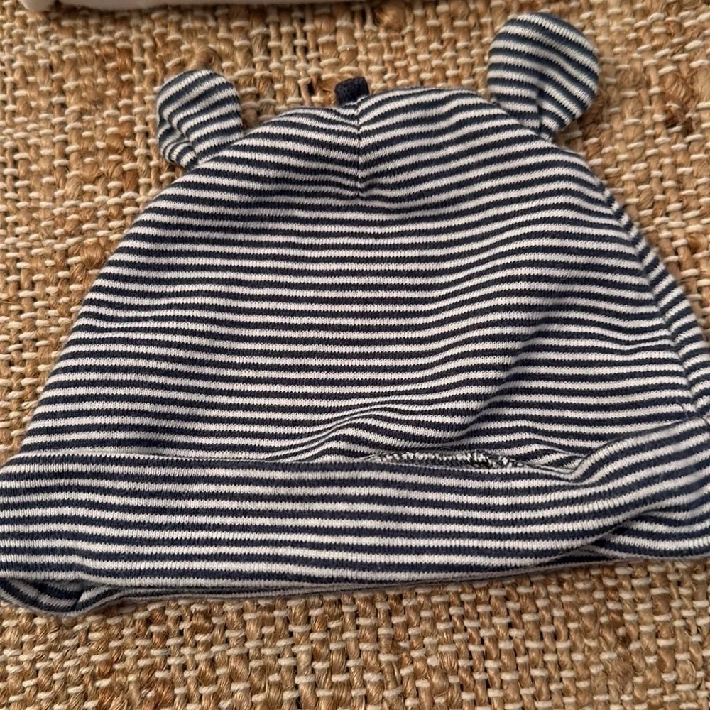 Bundle of 2 Carters Bear Ear Hats 9M